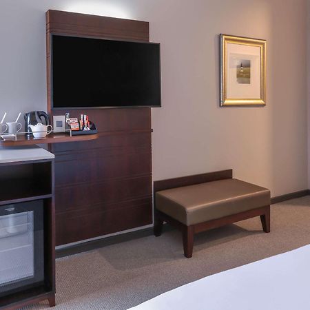 Garden Court East London Hotel Luaran gambar