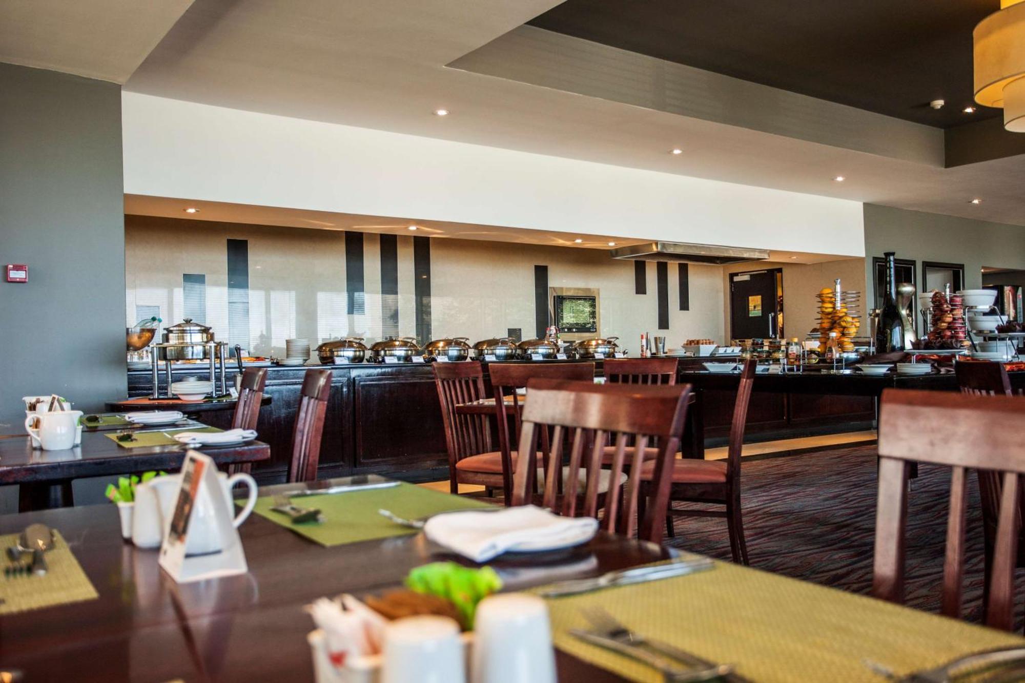 Garden Court East London Hotel Luaran gambar
