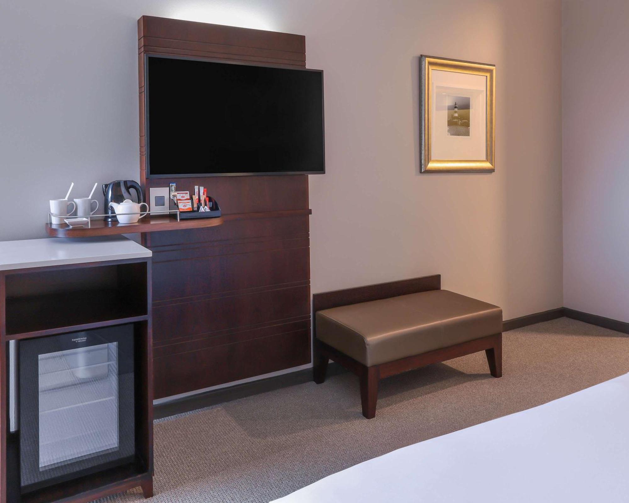 Garden Court East London Hotel Luaran gambar
